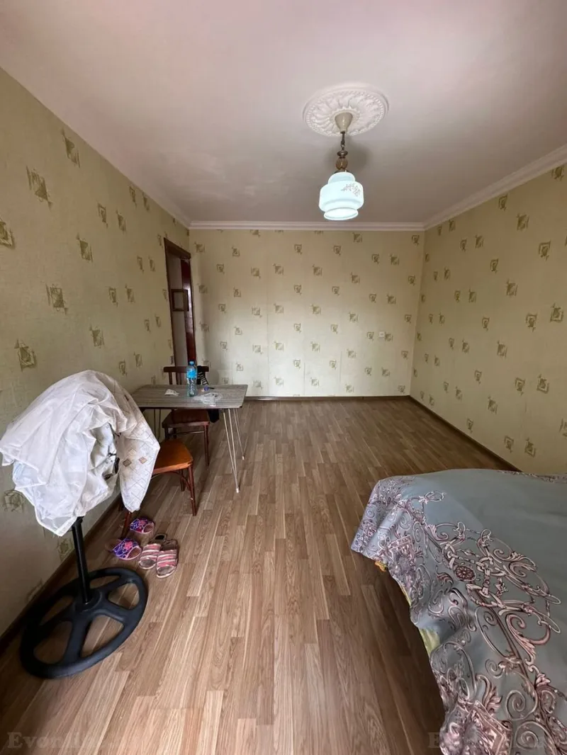 Satılır 1 otaqlı Mənzil Köhnə tikili 35 m² 8-ci kilometr - şəkil 2