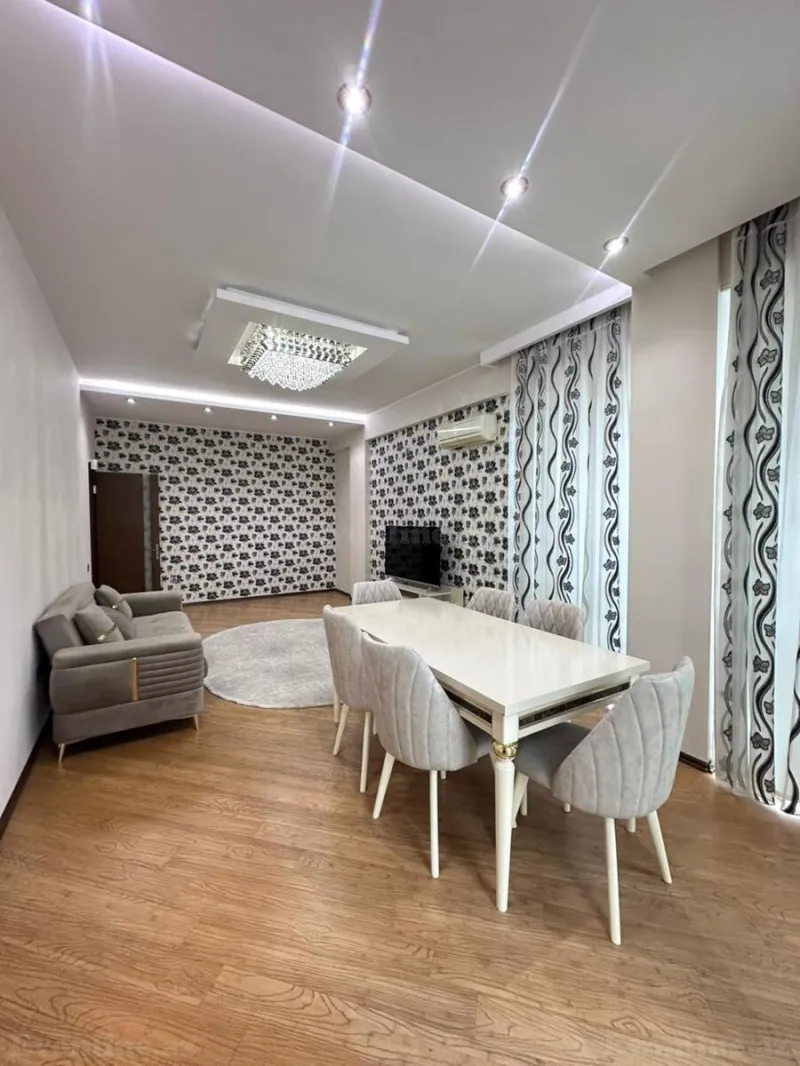 Kirayə verilir 3 otaqlı Mənzil Yeni tikili 120 m² 28 May m. - şəkil 3