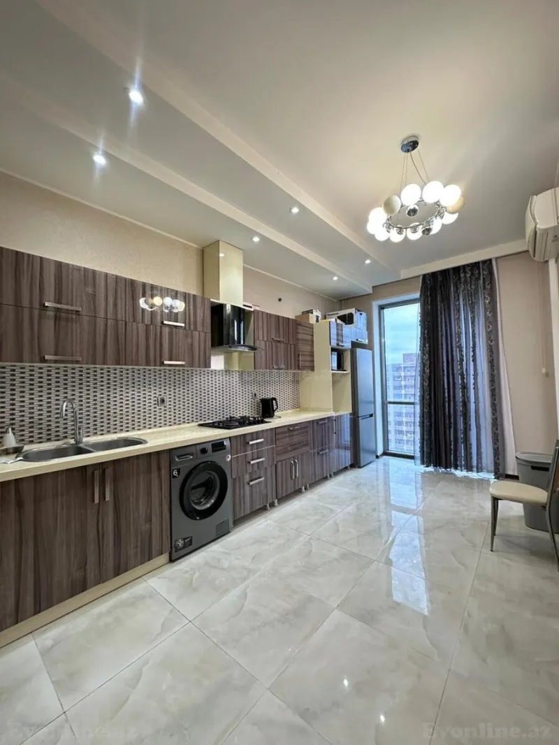 Kirayə verilir 3 otaqlı Mənzil Yeni tikili 120 m² 28 May m. - şəkil 8