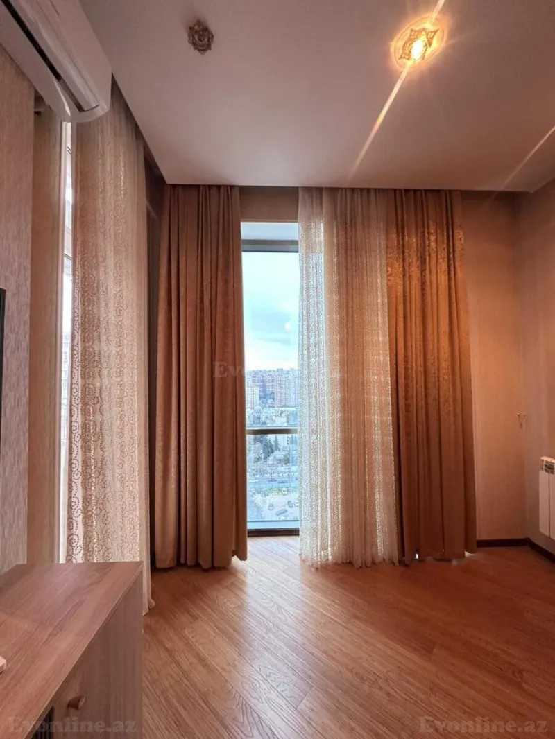 Kirayə verilir 3 otaqlı Mənzil Yeni tikili 120 m² 28 May m. - şəkil 12
