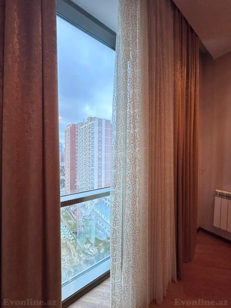 Kirayə verilir 3 otaqlı Mənzil Yeni tikili 120 m² 28 May m. - şəkil 13