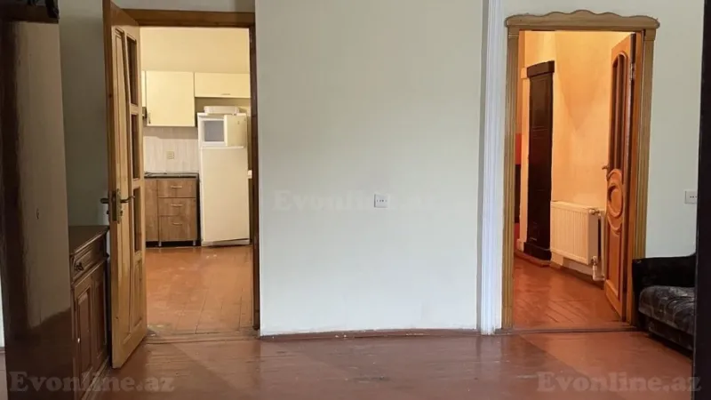 Kirayə verilir 2 otaqlı Mənzil Köhnə tikili 55 m² Sabunçu r.