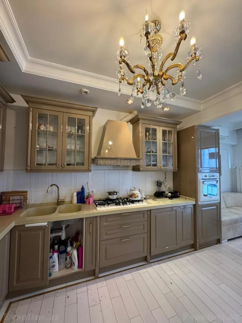 Satılır 4 otaqlı Mənzil Yeni tikili 185 m² Xətai m. - şəkil 15