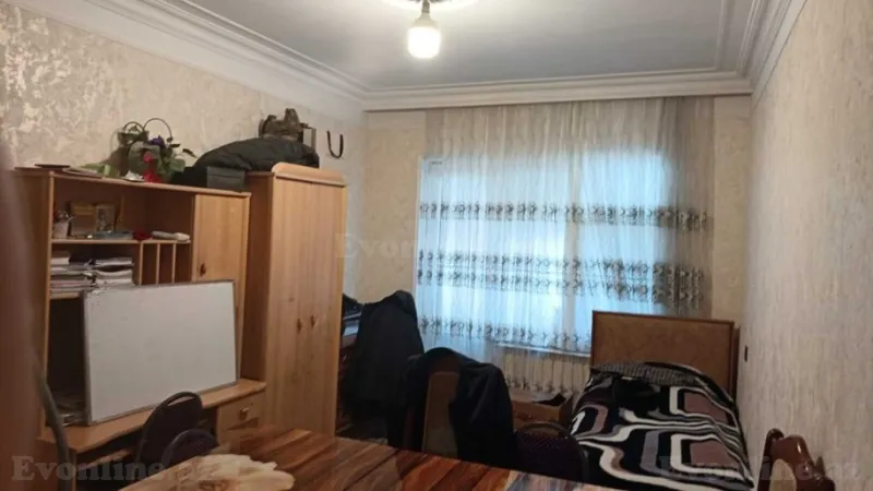 Satılır 4 otaqlı Mənzil Köhnə tikili 100 m² Neftçilər m. - şəkil 3