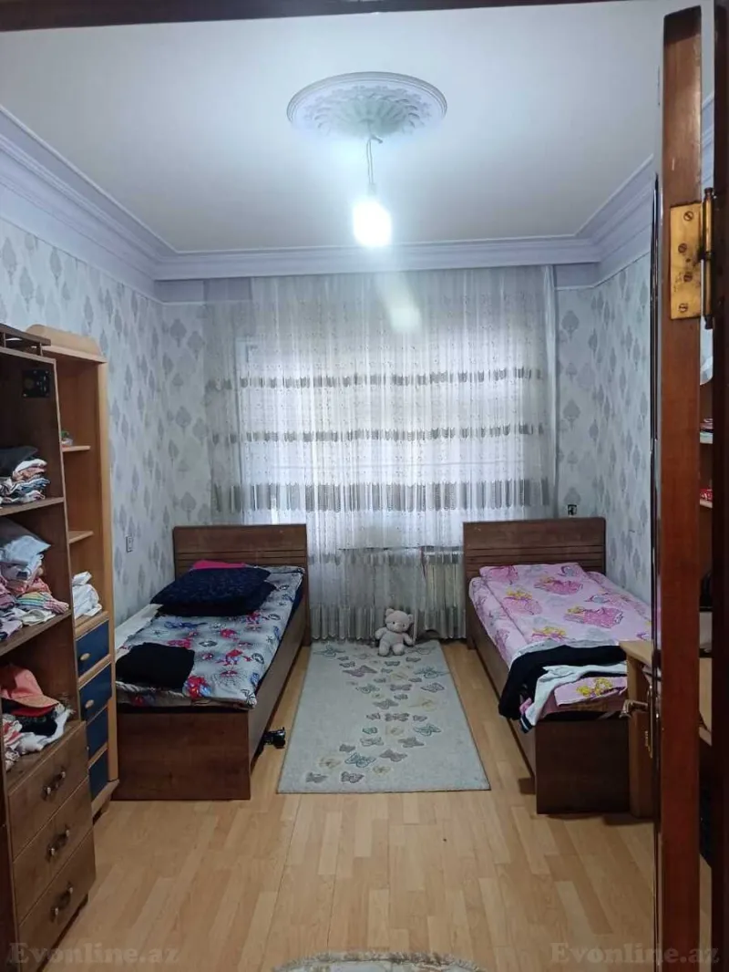 Satılır 4 otaqlı Mənzil Köhnə tikili 100 m² Neftçilər m. - şəkil 5