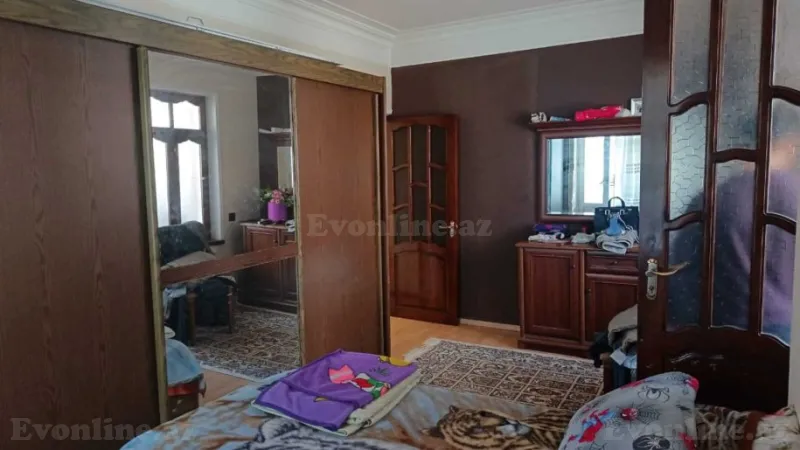 Satılır 4 otaqlı Mənzil Köhnə tikili 100 m² Neftçilər m. - şəkil 7