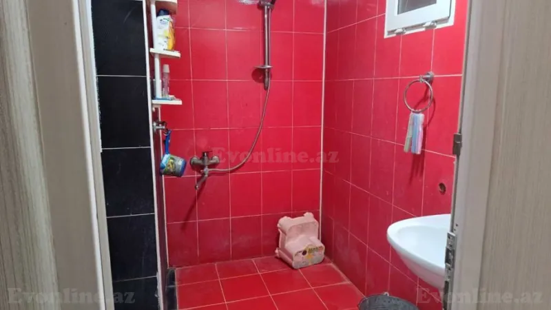 Satılır 4 otaqlı Mənzil Köhnə tikili 100 m² Neftçilər m. - şəkil 14