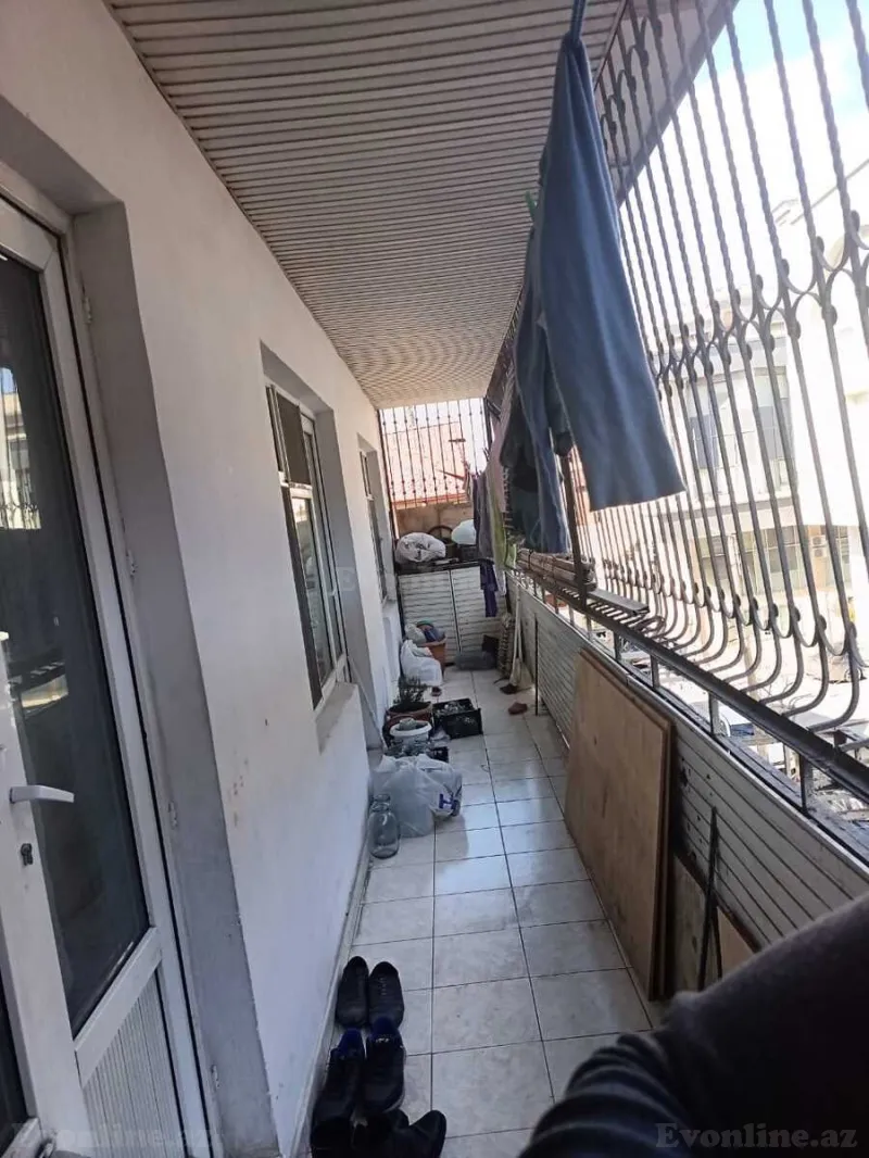 Satılır 4 otaqlı Mənzil Köhnə tikili 100 m² Neftçilər m. - şəkil 16