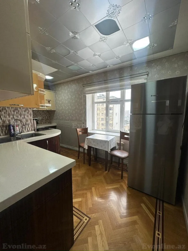 Kirayə verilir 3 otaqlı Mənzil Köhnə tikili 100 m² Elmlər Akademiyası m. - şəkil 7