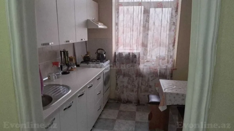 Satılır 3 otaqlı Mənzil Köhnə tikili 80 m² Sahil m. - şəkil 4