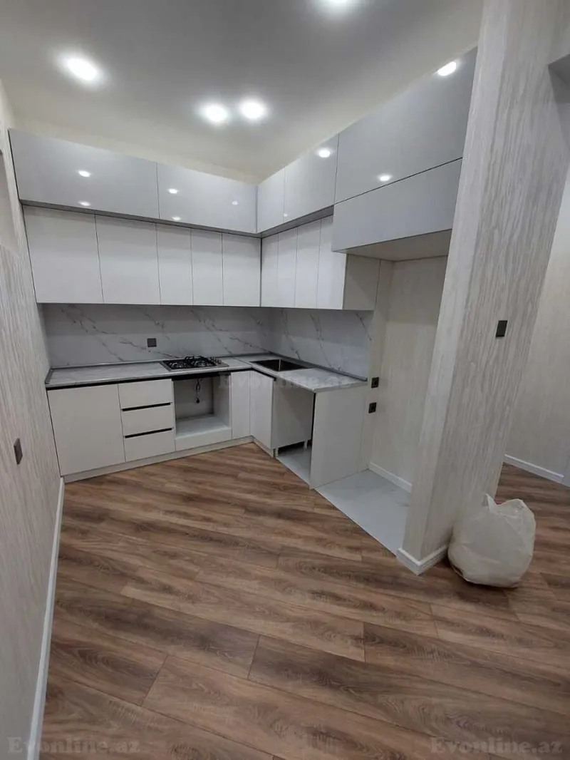 Satılır 3 otaqlı Mənzil Yeni tikili 90 m² Neftçilər m. - şəkil 8
