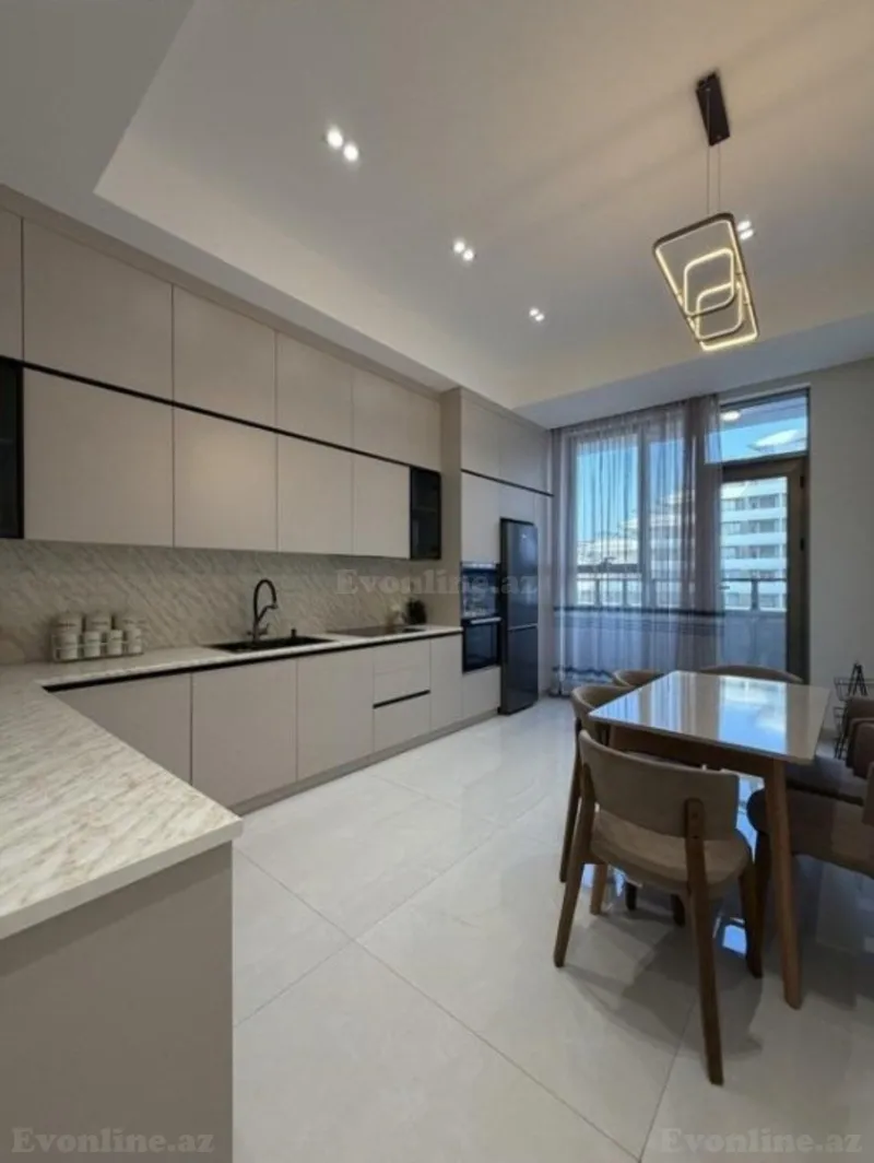 Kirayə verilir 3 otaqlı Mənzil Yeni tikili 140 m² Xətai r. - şəkil 11