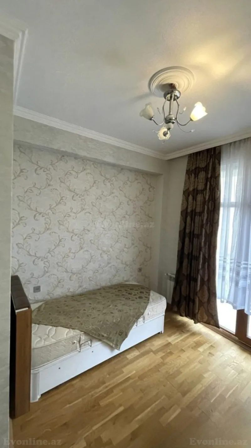 Satılır 2 otaqlı Mənzil Yeni tikili 43 m² Neftçilər m. - şəkil 3