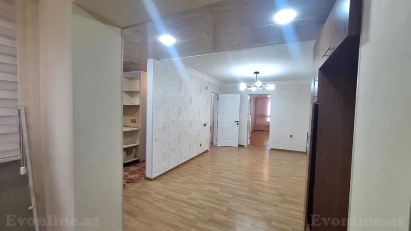 Satılır 3 otaqlı Mənzil Köhnə tikili 68 m² Yasamal - şəkil 2