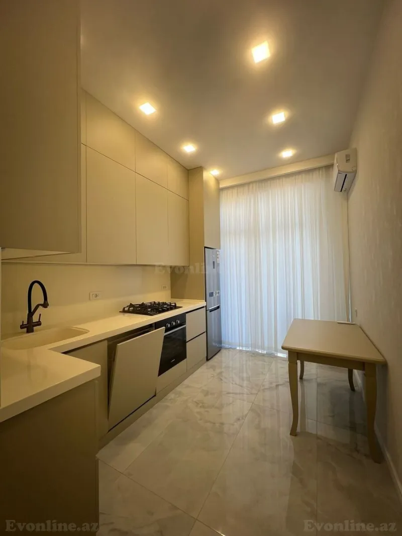 Kirayə verilir 2 otaqlı Mənzil Yeni tikili 85 m² Gənclik m. - şəkil 13