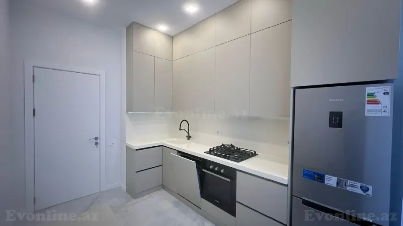 Kirayə verilir 2 otaqlı Mənzil Yeni tikili 85 m² Gənclik m. - şəkil 14