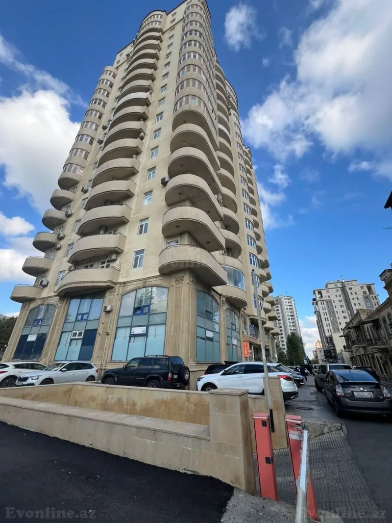 Kirayə verilir 3 otaqlı Mənzil Yeni tikili 123 m² Sahil m. - şəkil 22