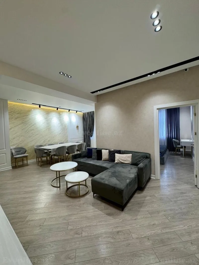 Satılır 4 otaqlı Mənzil Yeni tikili 115 m² Gənclik m.
