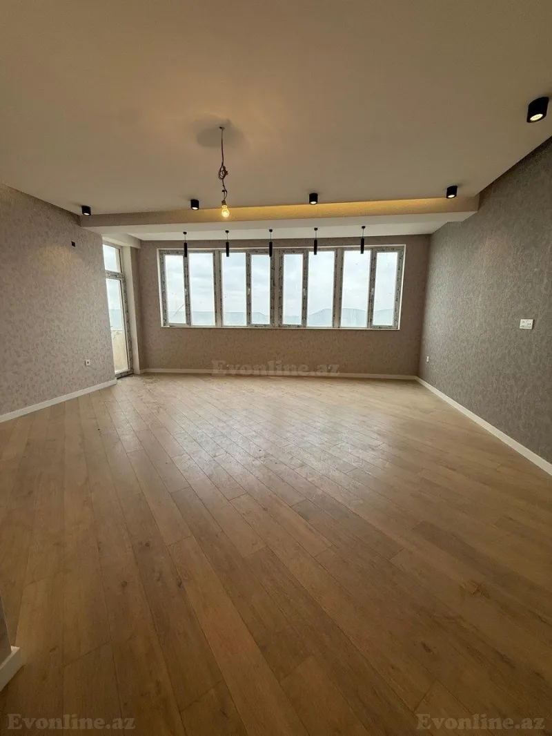 Satılır 3 otaqlı Mənzil Yeni tikili 130 m² Yeni Yasamal
