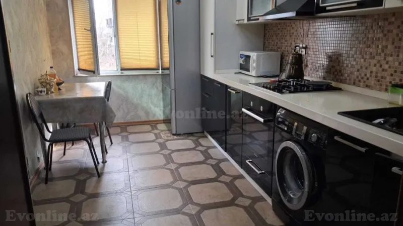 Kirayə verilir 3 otaqlı Mənzil Köhnə tikili 95 m² 20 Yanvar m. - şəkil 12