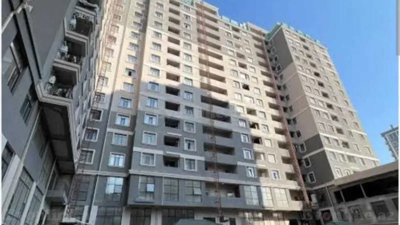 Satılır 3 otaqlı Mənzil Yeni tikili 155 m² 28 May m.
