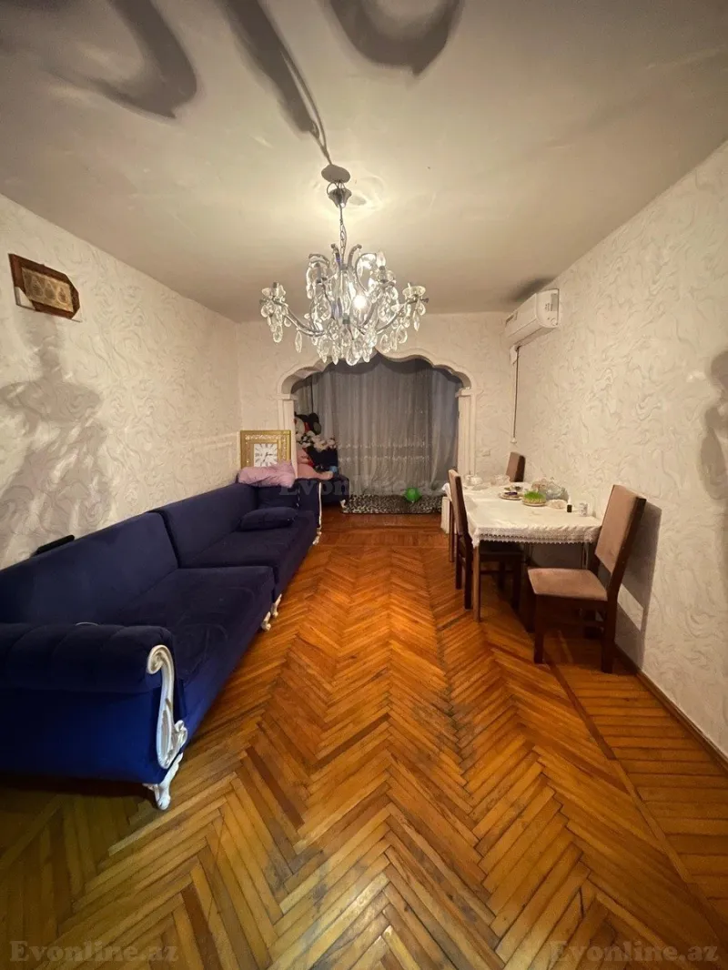 Satılır 3 otaqlı Mənzil Köhnə tikili 80 m² Gənclik m. - şəkil 2