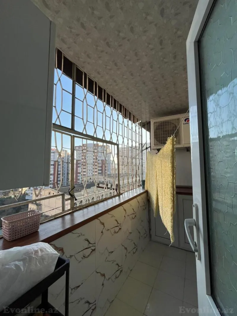 Satılır 2 otaqlı Mənzil Köhnə tikili 70 m² 9-cu mikrorayon - şəkil 7