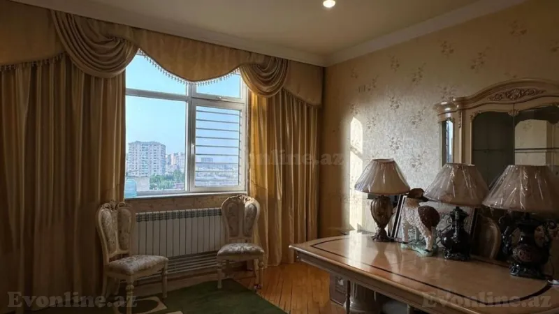 Satılır 3 otaqlı Mənzil Yeni tikili 120 m² 2-ci mikrorayon