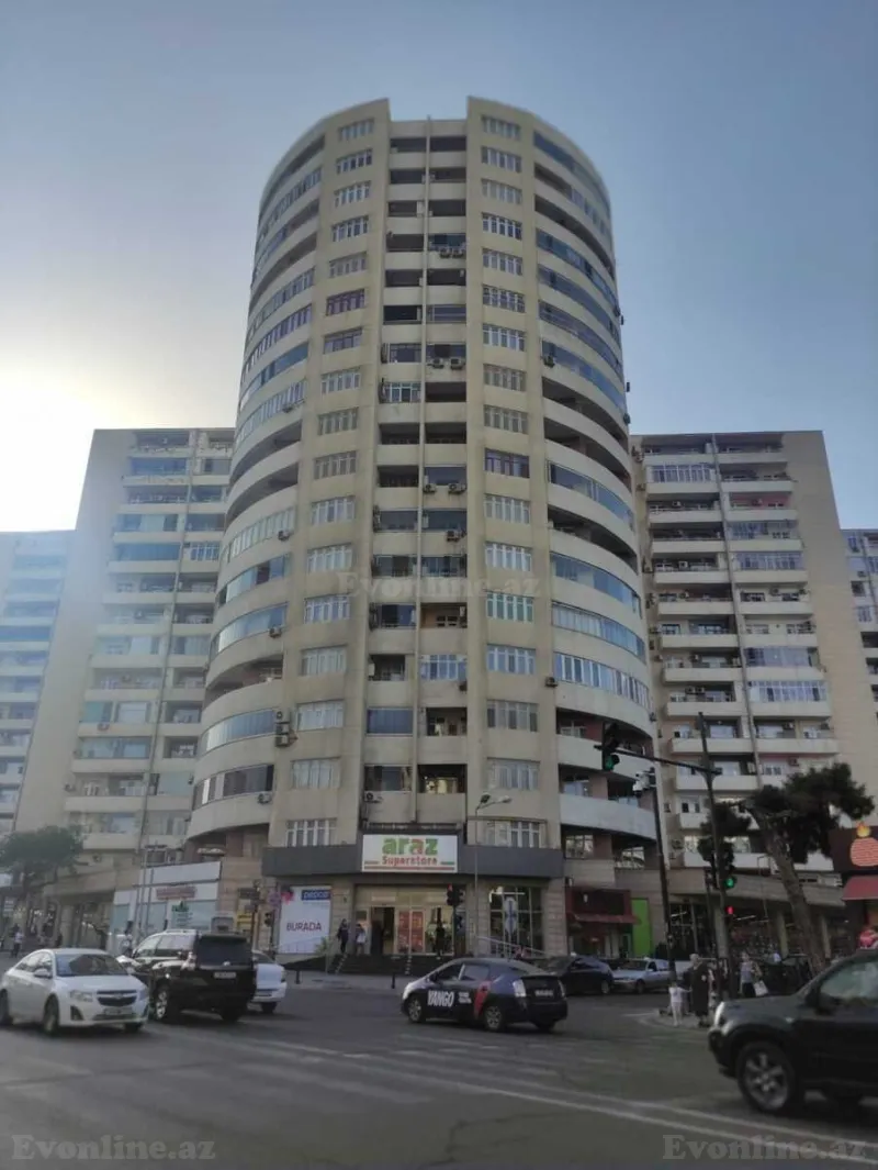 Satılır 2 otaqlı Mənzil Yeni tikili 45 m² Elmlər Akademiyası m.