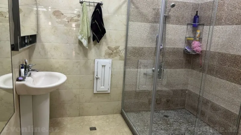 Satılır 4 otaqlı Mənzil Yeni tikili 185 m² Elmlər Akademiyası m. - şəkil 9