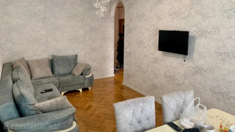 Satılır 2 otaqlı Mənzil Köhnə tikili 48 m² Yasamal