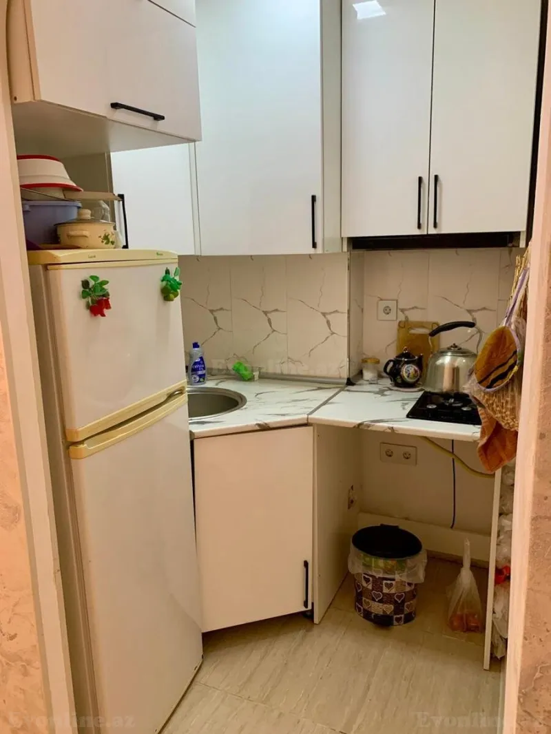 Satılır 2 otaqlı Mənzil Köhnə tikili 48 m² Yasamal - şəkil 8