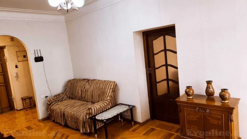 Kirayə verilir 2 otaqlı Mənzil Köhnə tikili 60 m² 28 May m. - şəkil 5