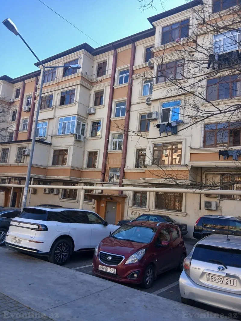 Satılır 2 otaqlı Mənzil Köhnə tikili 35 m² 6-cı mikrorayon - şəkil 2