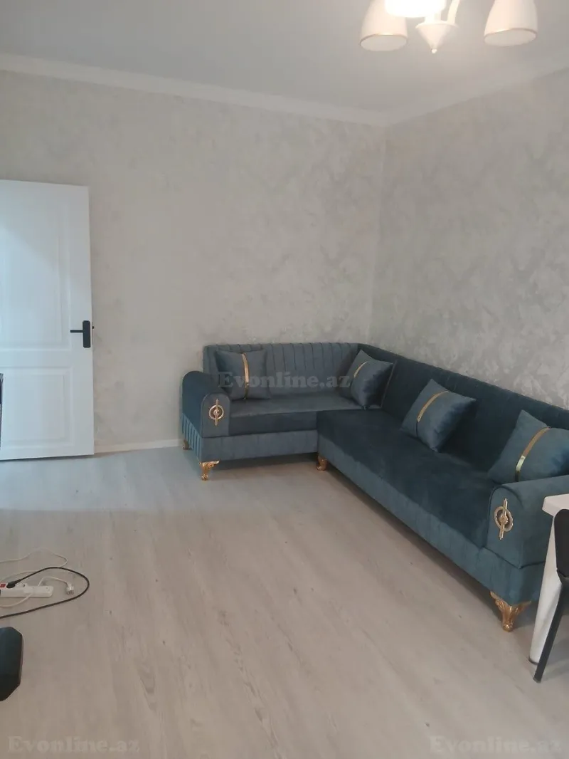 Satılır 2 otaqlı Mənzil Köhnə tikili 35 m² 6-cı mikrorayon - şəkil 3