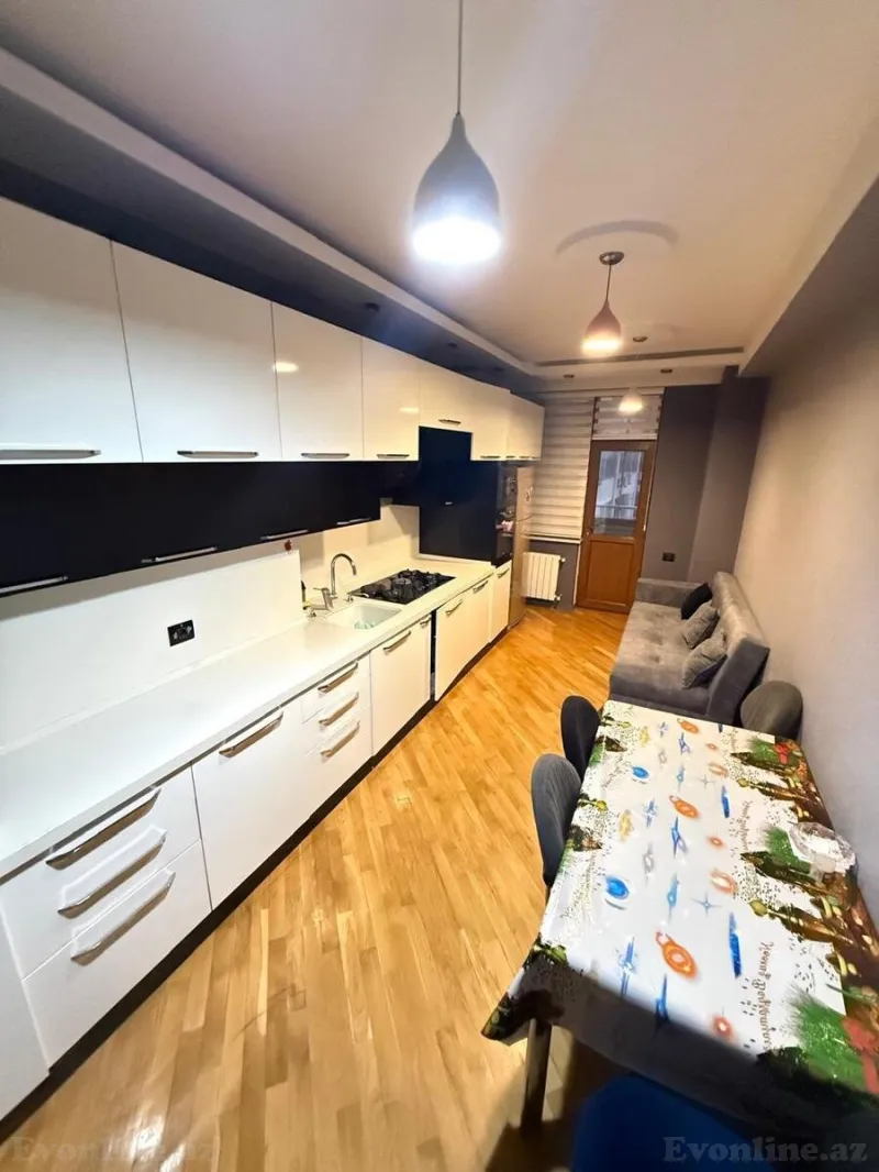 Kirayə verilir 3 otaqlı Mənzil Yeni tikili 150 m² Nəsimi r.