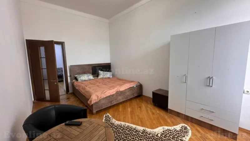 Kirayə verilir 3 otaqlı Mənzil Köhnə tikili 100 m² İçərişəhər m. - şəkil 8