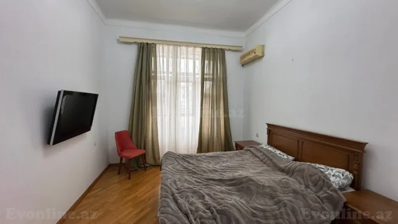 Kirayə verilir 3 otaqlı Mənzil Köhnə tikili 100 m² İçərişəhər m. - şəkil 10