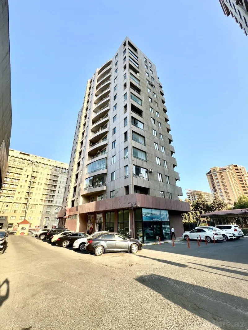 Bakı, Nərimanov r., Gənclik m.da 3 otaqlı ofis kirayə verilir