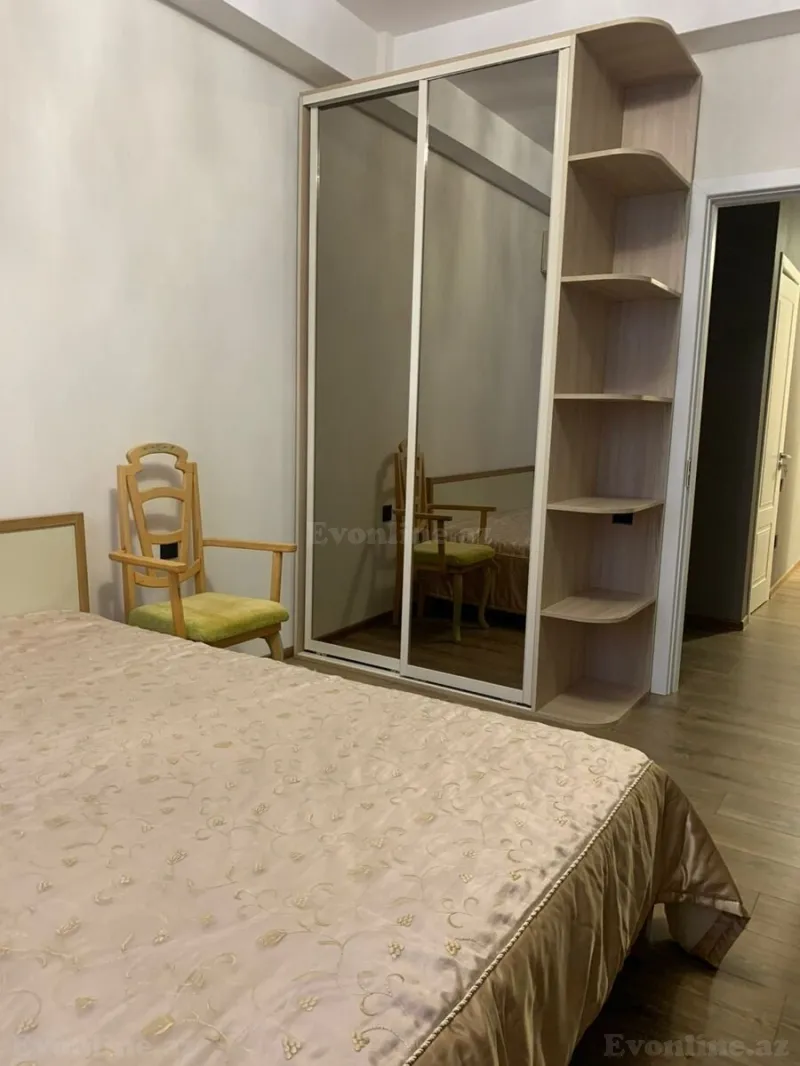 Kirayə verilir 2 otaqlı Mənzil Yeni tikili 80 m² Nərimanov r. - şəkil 10