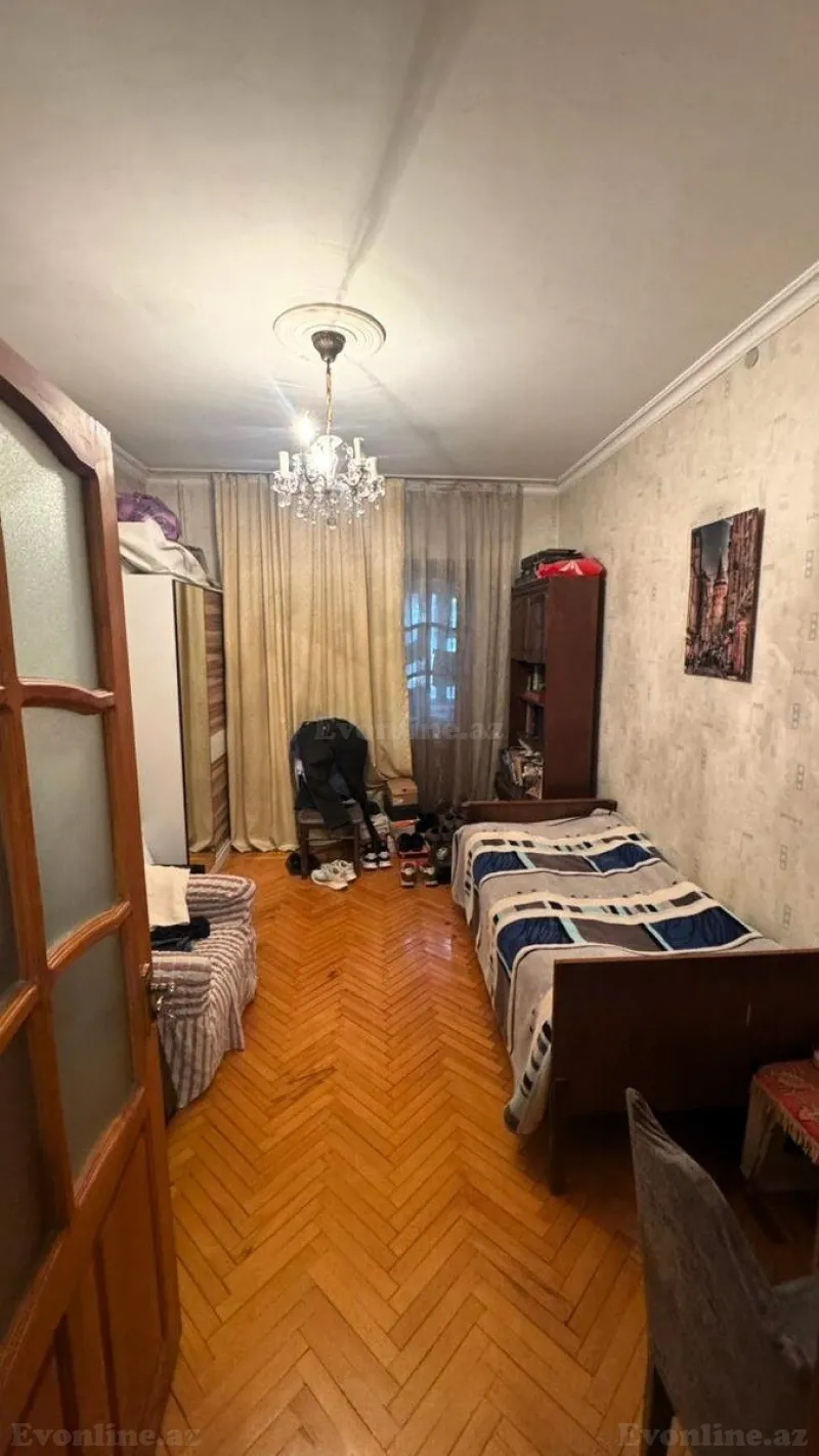 Satılır 3 otaqlı Mənzil Köhnə tikili 87 m² Nərimanov r. - şəkil 4