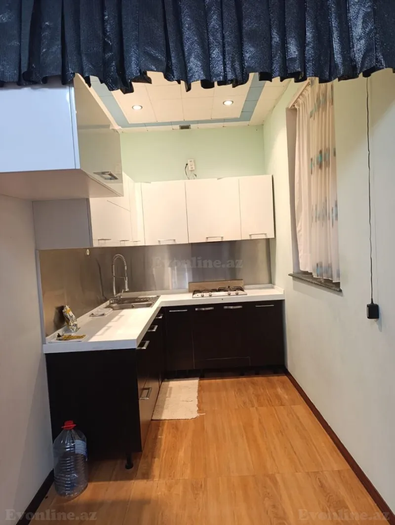 Satılır 3 otaqlı Mənzil Köhnə tikili 80 m² Sabunçu r. - şəkil 4