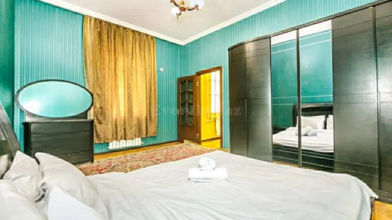 Kirayə verilir 3 otaqlı Mənzil Köhnə tikili 100 m² İçərişəhər m. - şəkil 2