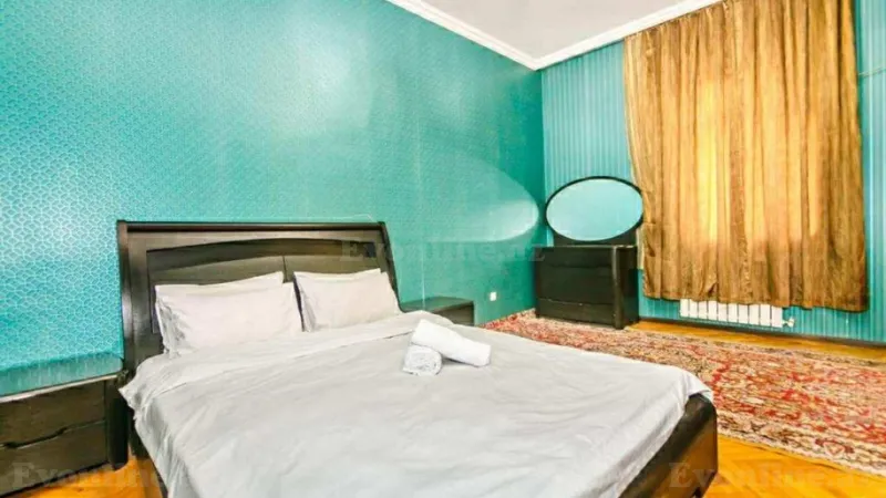 Kirayə verilir 3 otaqlı Mənzil Köhnə tikili 100 m² İçərişəhər m. - şəkil 10