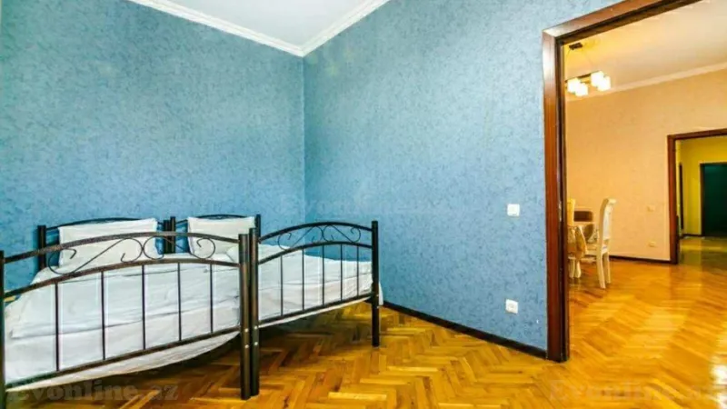 Kirayə verilir 3 otaqlı Mənzil Köhnə tikili 100 m² İçərişəhər m. - şəkil 13