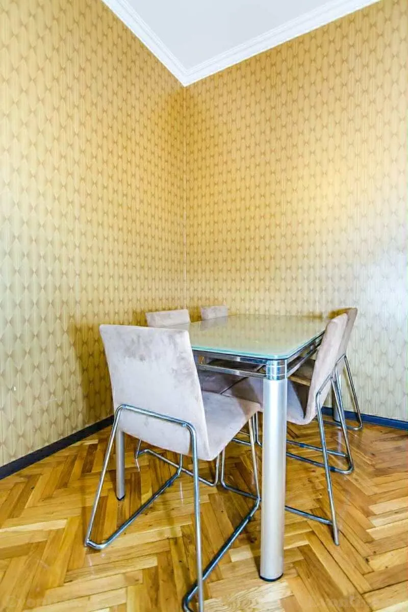 Kirayə verilir 3 otaqlı Mənzil Köhnə tikili 100 m² İçərişəhər m. - şəkil 14