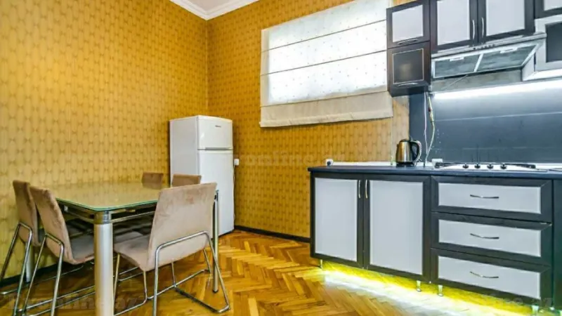 Kirayə verilir 3 otaqlı Mənzil Köhnə tikili 100 m² İçərişəhər m. - şəkil 15