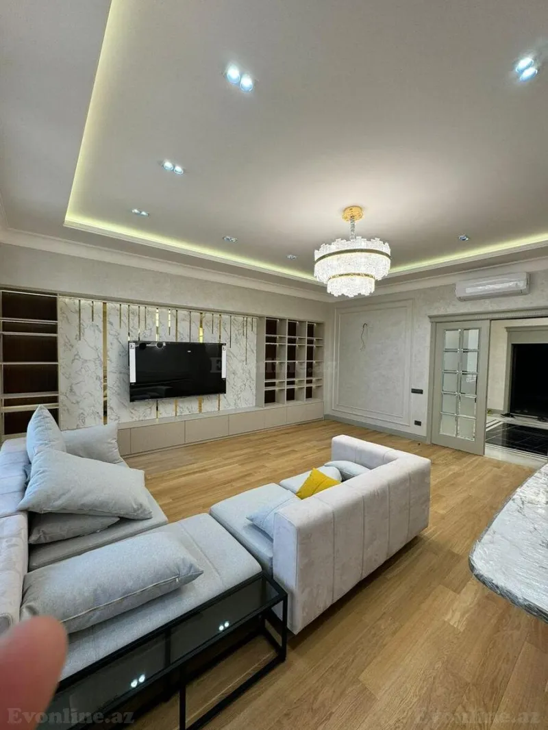 Satılır 3 otaqlı Mənzil Yeni tikili 120 m² Elmlər Akademiyası m.