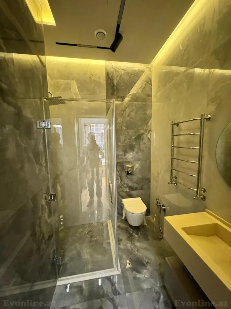 Satılır 3 otaqlı Mənzil Yeni tikili 120 m² Elmlər Akademiyası m. - şəkil 24