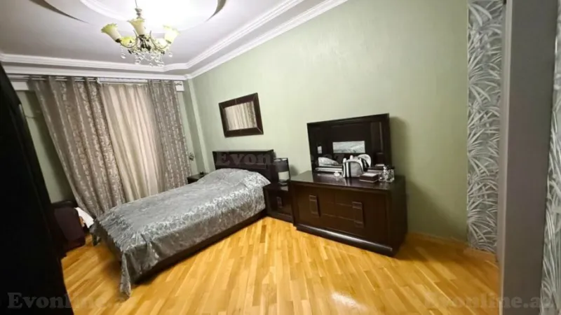 Satılır 4 otaqlı Mənzil Yeni tikili 156 m² Nizami r. - şəkil 4